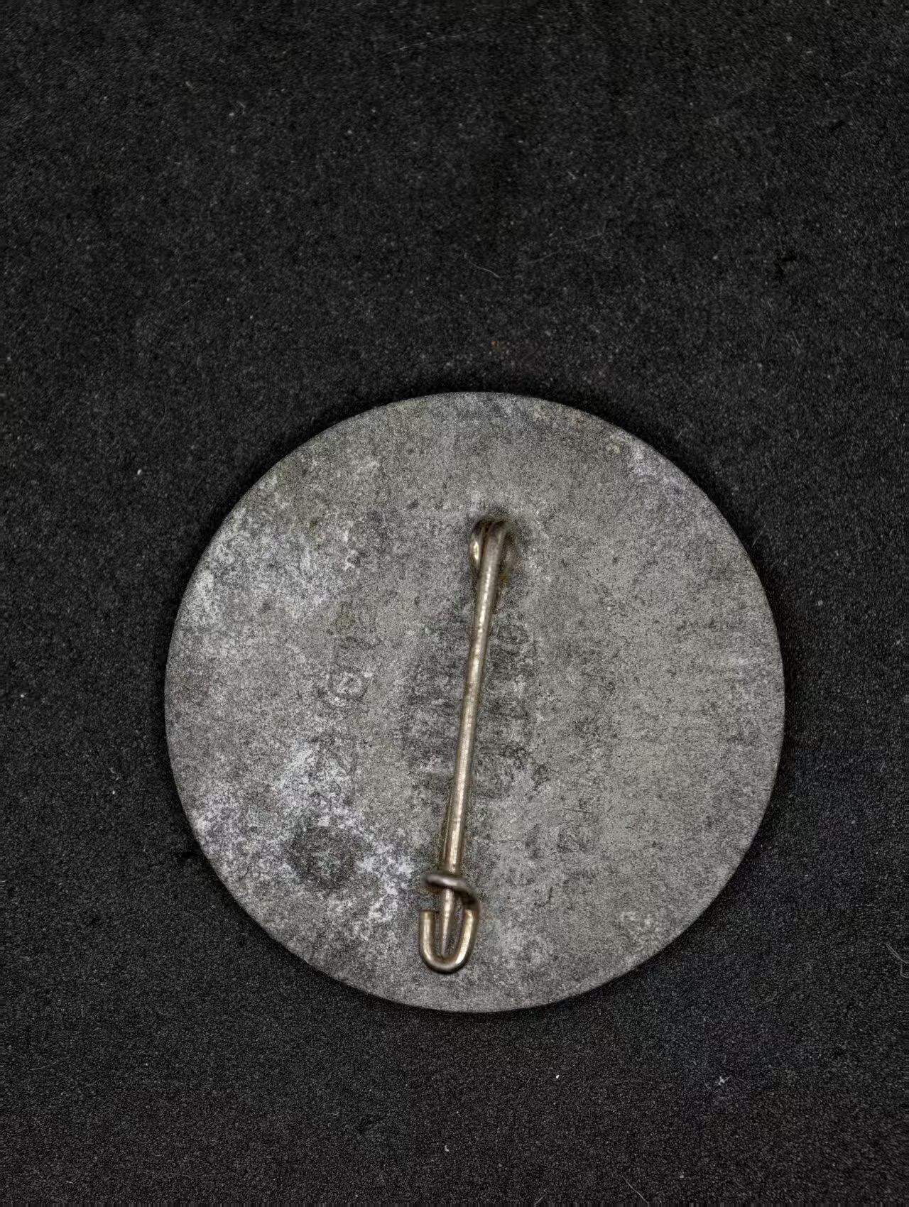 凯旋世界勋赏（持续上新中）（第22期新年大拍）（欢迎送拍）（对拍品有疑问请询问客服，不接受到手刀，出价默认拍品品相。请认真阅读拍卖规则！出价默认已认可！）（收到货请录制开箱视频，无视频概不处理问题。）