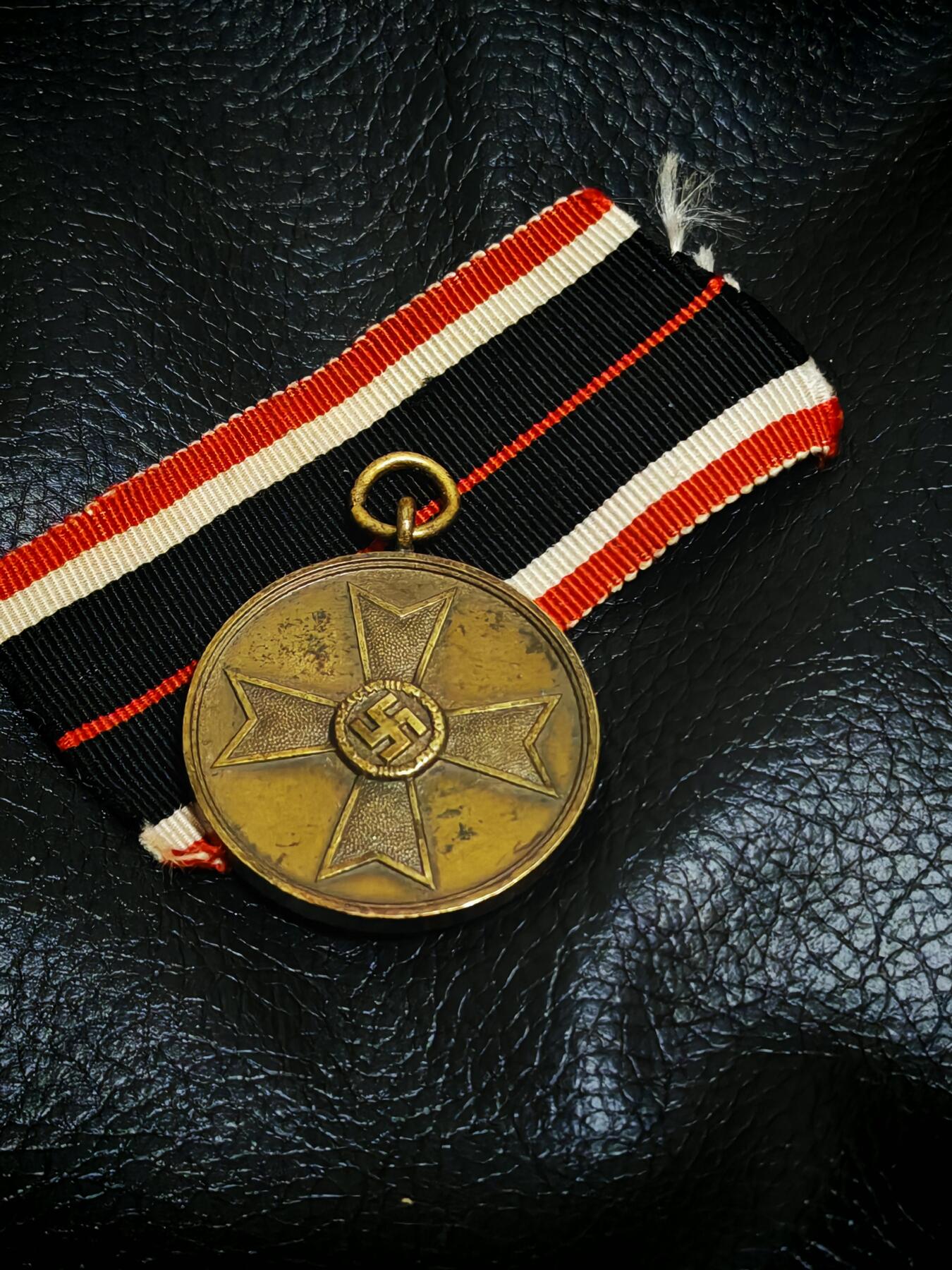 时顺第二十九拍(新年大拍) 二战时期圆盘战功奖章，铜制原绶带，kvm