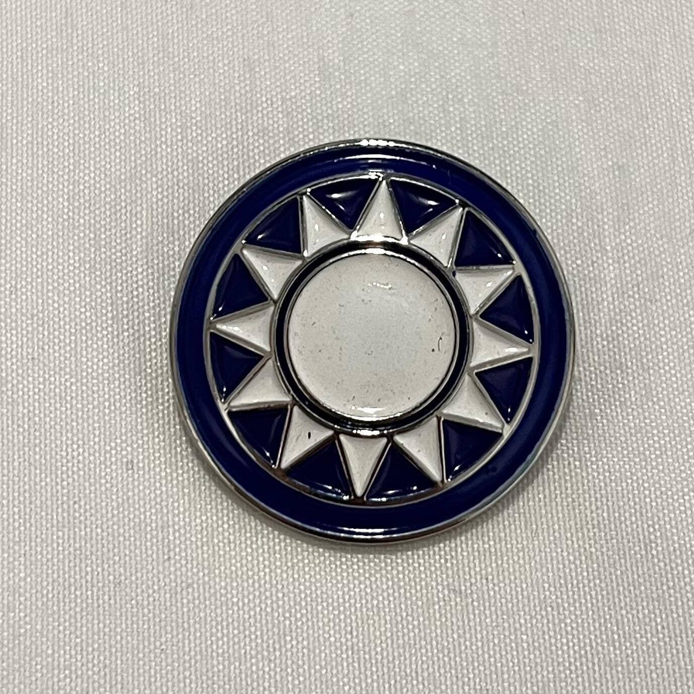 韵星假日军品类拍卖第41期 -- Rimey Holidays Militaria Auction 41 KMT党徽