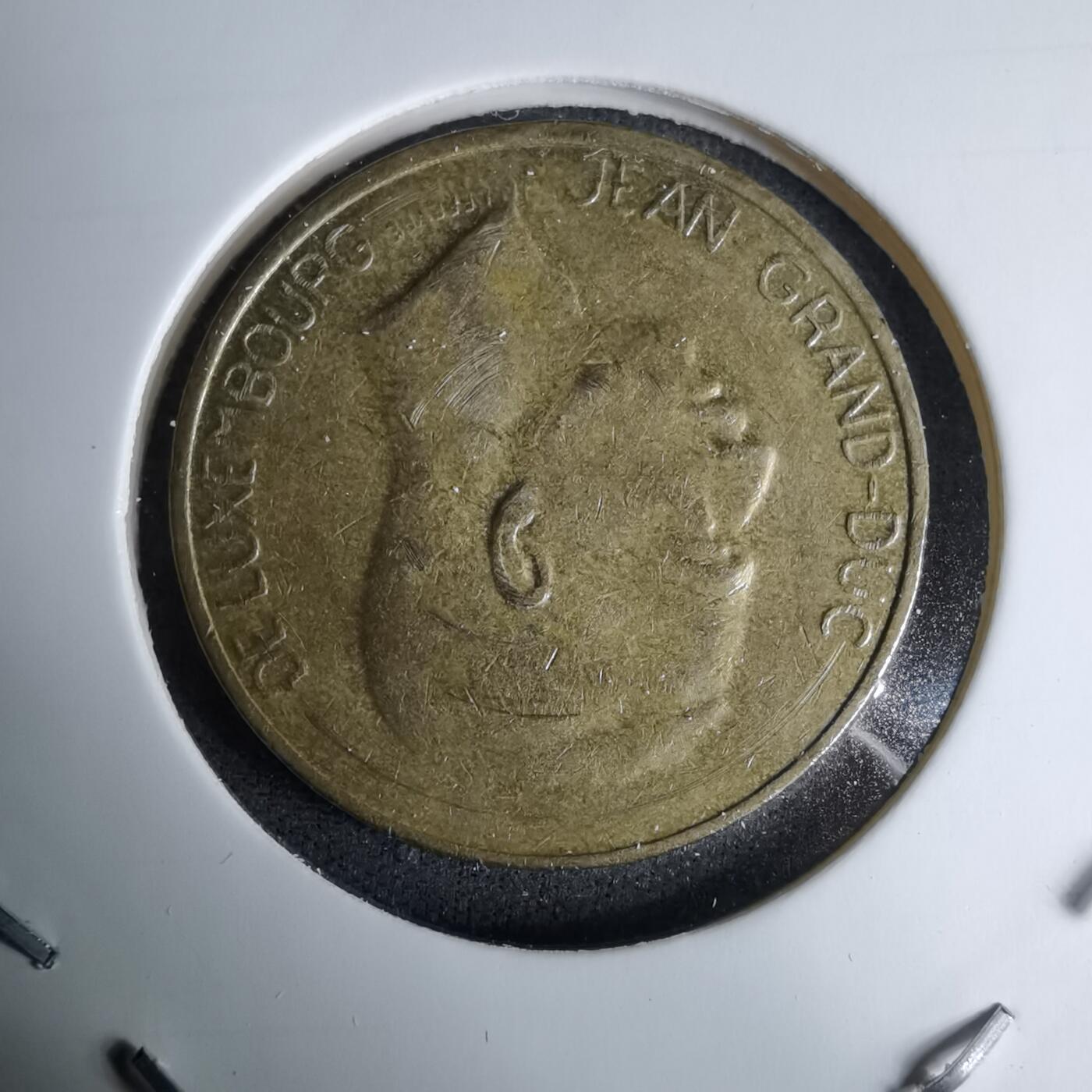 沼泽如烟--第996场 卢森堡1986年5法郎