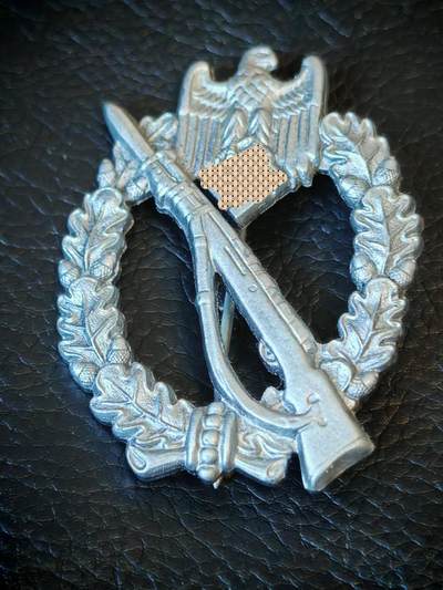 时顺第二十九拍(新年大拍) - 银级步兵突击，步突证章，背打fo标，钩有替换为铜件