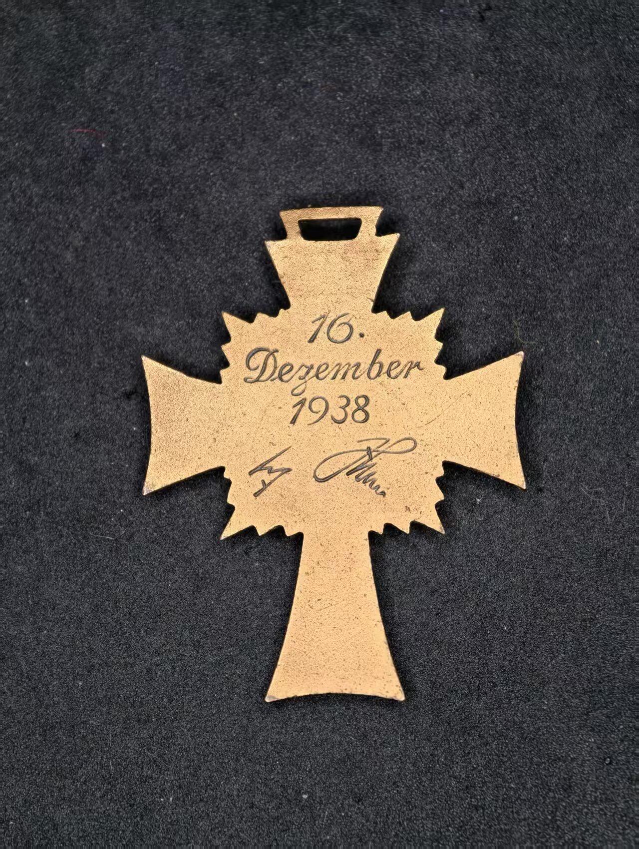 凯旋世界勋赏（持续上新中）（第22期新年大拍）（欢迎送拍）（对拍品有疑问请询问客服，不接受到手刀，出价默认拍品品相。请认真阅读拍卖规则！出价默认已认可！）（收到货请录制开箱视频，无视频概不处理问题。）