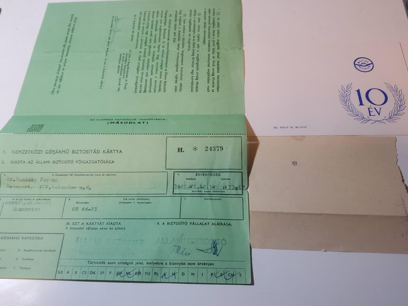 韵星假日军品类拍卖第41期 -- Rimey Holidays Militaria Auction 41 匈牙利人民共和国资深汽车协会会员Danszky Ferenc博士 汽车协会十年荣誉证章证书 个人保险 登记册一套