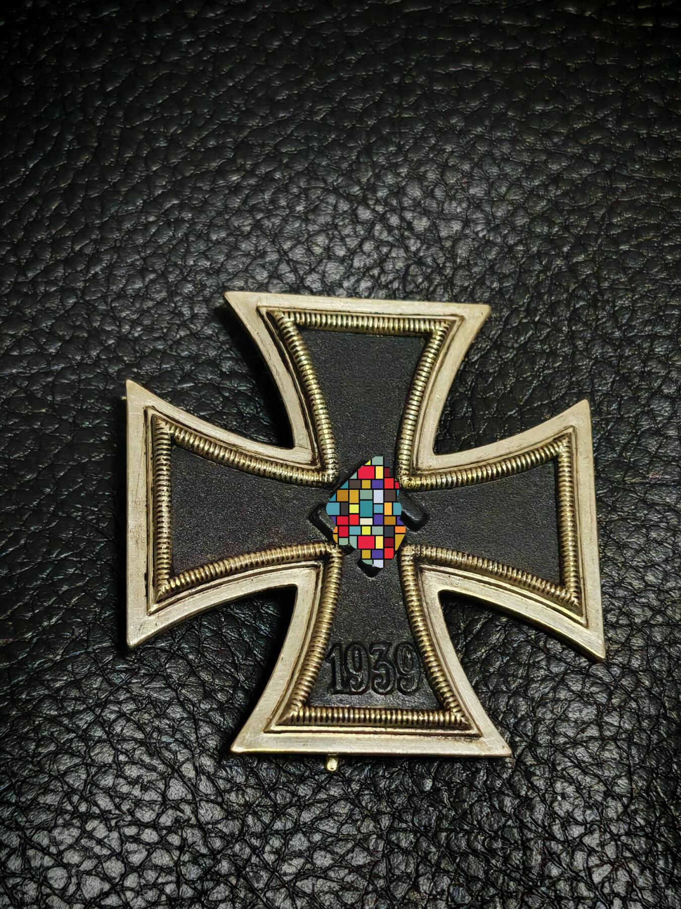 时顺第二十九拍(新年大拍) 二战时期一级铁十字勋章，背打l/11标