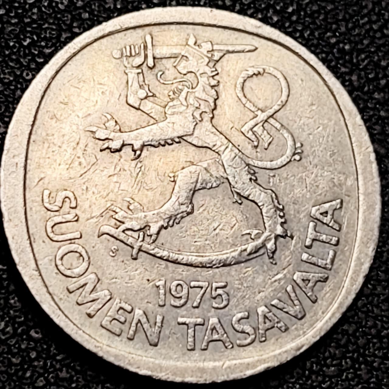 泉币菌-第190场-本场拍品多 请提前出价 （年后发货） 1975年 芬兰 1马克镍铜币 立狮 纪念币铜钱