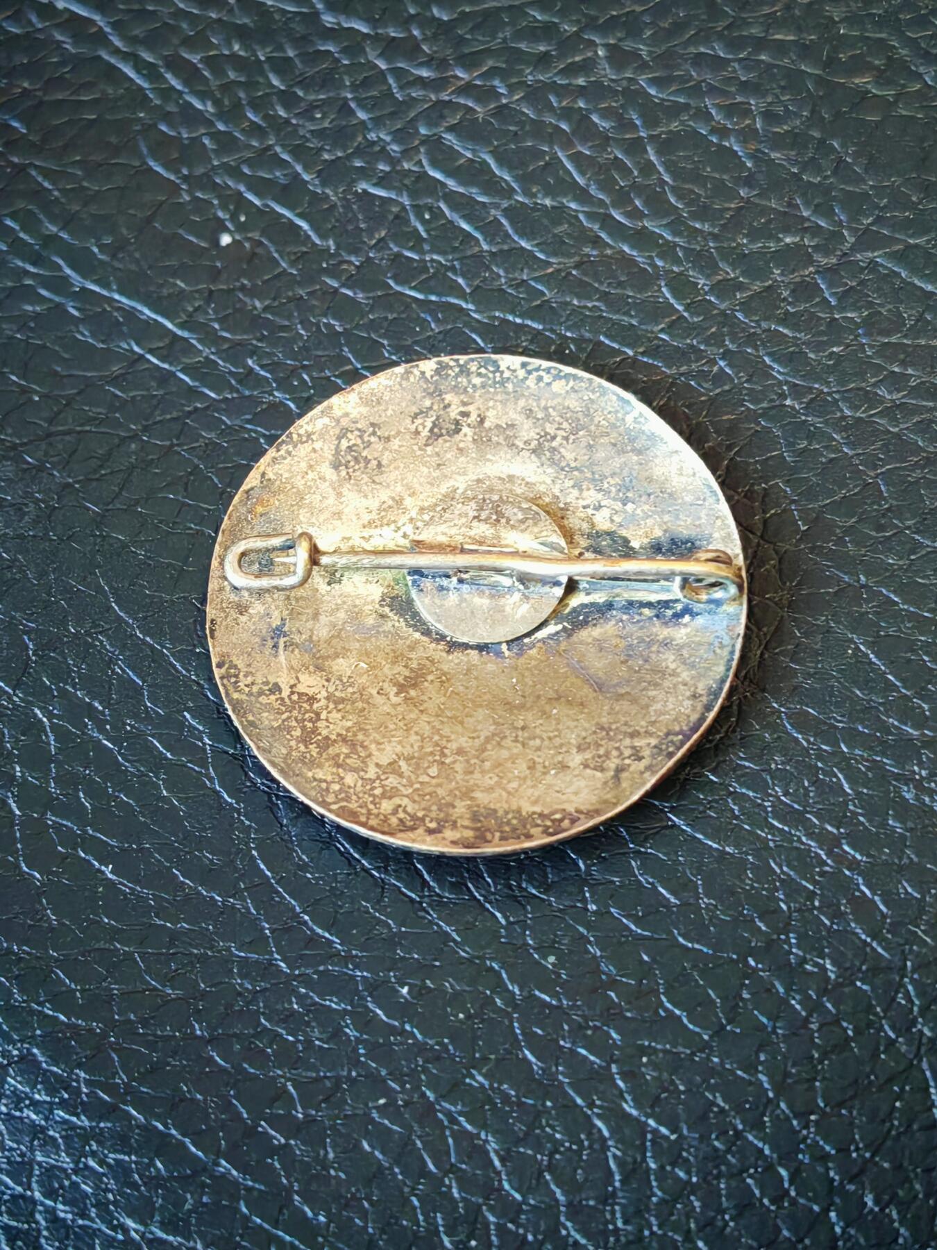 时顺第二十九拍(新年大拍) 德国红十字会证章，铜质珐琅