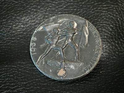 时顺第二十九拍(新年大拍) - 1938纽伦堡NSDAP大会证章，与鲜花战争同正面，纪念同年吞并苏台德地区