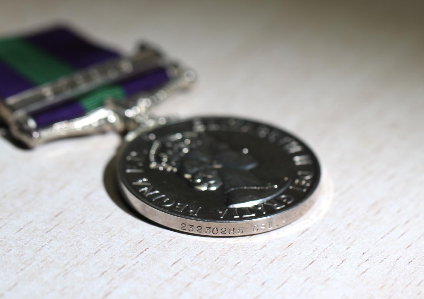 大猫徽章拍卖 第288期 伊丽莎白二世版英国通用服役奖章（GSM 1918–1962），带有“CYPRUS（塞浦路斯）”扣环，用于表彰在塞浦路斯紧急状态期间服役的英军及英联邦军人