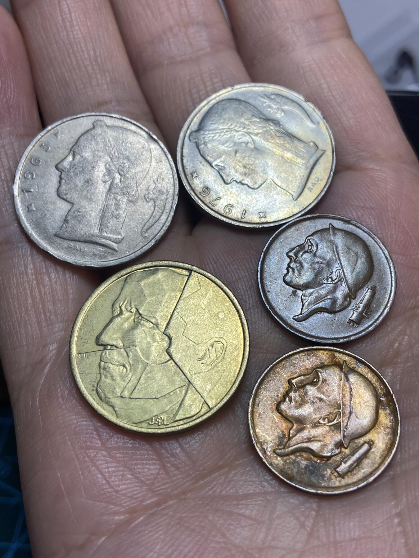 2026年第二十八场(总第一百九十七场）新春初七特拍场(佣金3%最低1元) 比利时🇧🇪5枚：1963年76年86年5法郎，1962年70年50分(博杜安一世时期，法语荷语两个版)