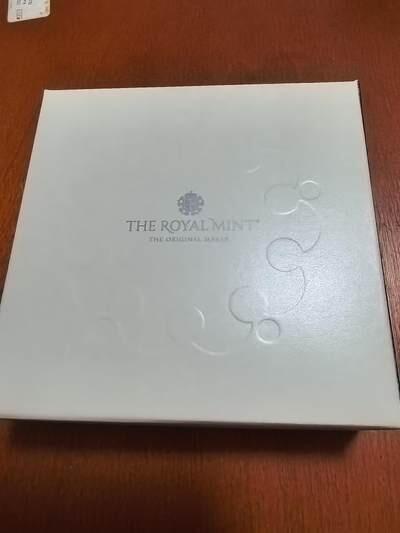 长老汇马年精选第一场拍卖 2021英国伟大雕刻师系列之怀特哥特四分盾徽5英镑精制银币，2盎司999银，盒证全，3750枚，热门！