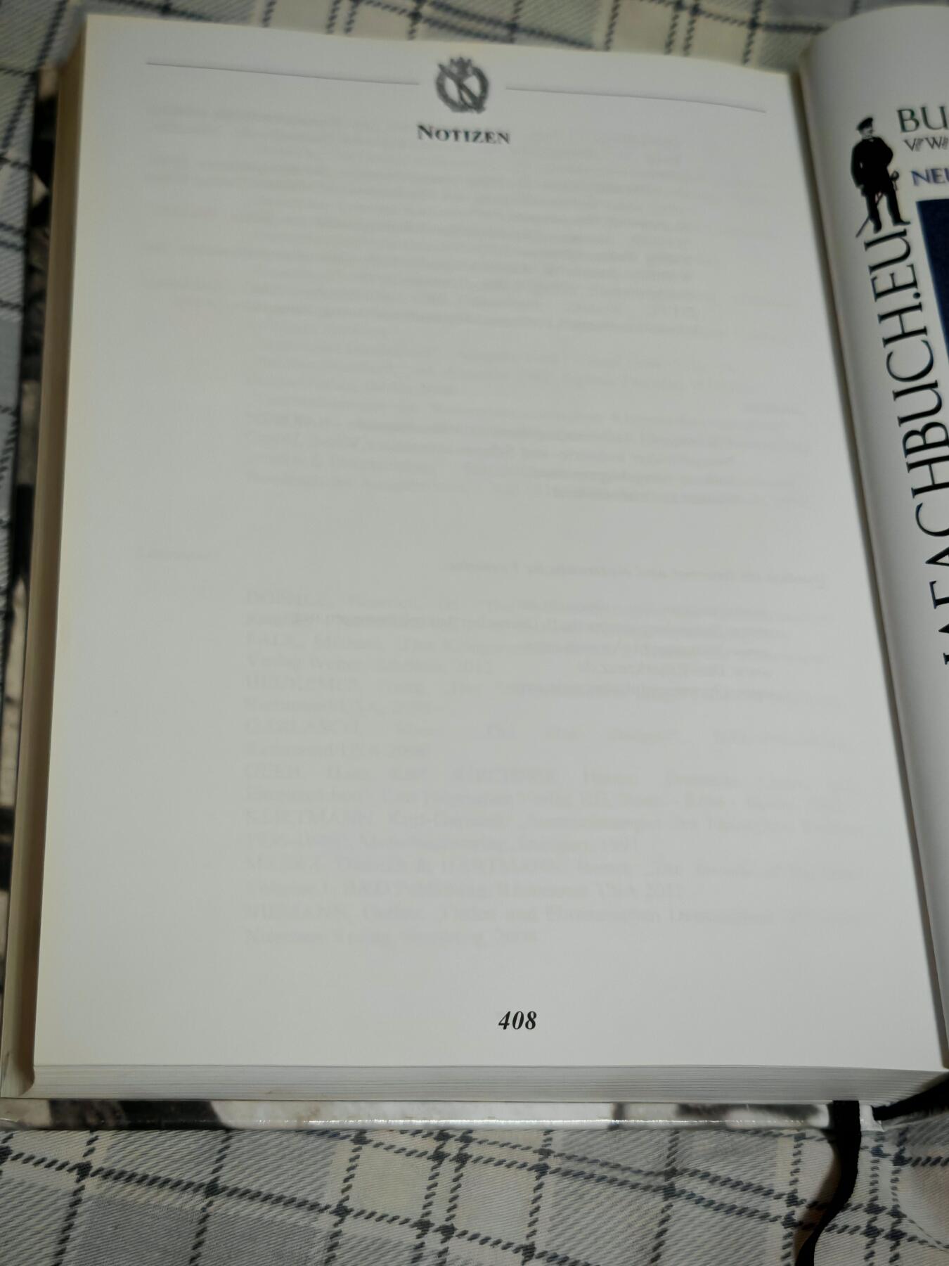 时顺第二十九拍(新年大拍) 国内首本，步突宝书，全新品相 ，内部记录了步兵突击证章的厂商以及变体，共408页，大量彩图，并对特征进行了描述，书页全新，内容为德语