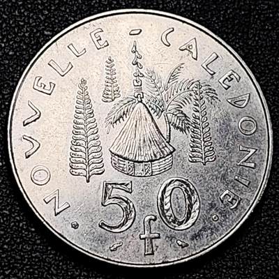 泉币菌-第195场- 新年快乐 新年第三场 本场拍品多 请提前出价 - 原光美品 茅草屋 法属新喀里多尼亚50法郎铜镍硬币 1972年 33毫米15g