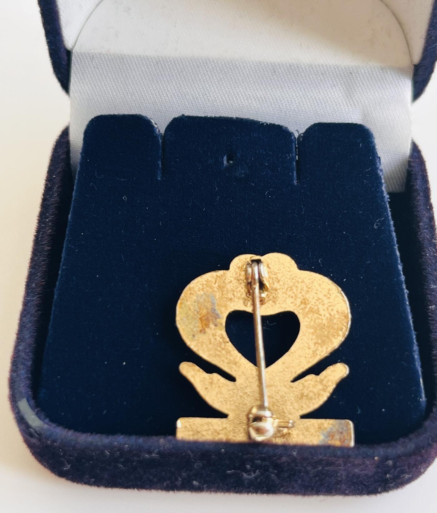 韵星假日军品类拍卖第41期 -- Rimey Holidays Militaria Auction 41 泰王国全球健康服务证章带原盒