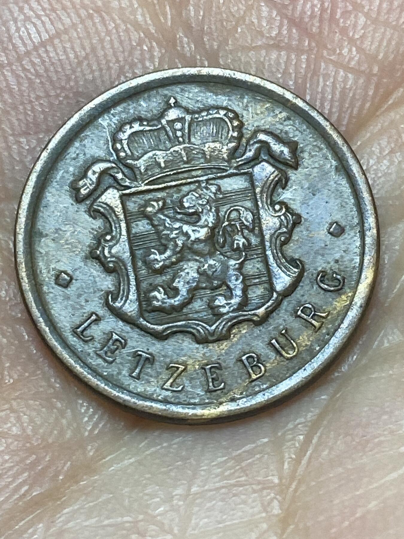 2026年第二十七场(总第一百九十六场）外国好品散币场(免佣金) 卢森堡🇱🇺1946年25分(第七任大公夏洛特夫人时期，第四版首发年仅发行2年)