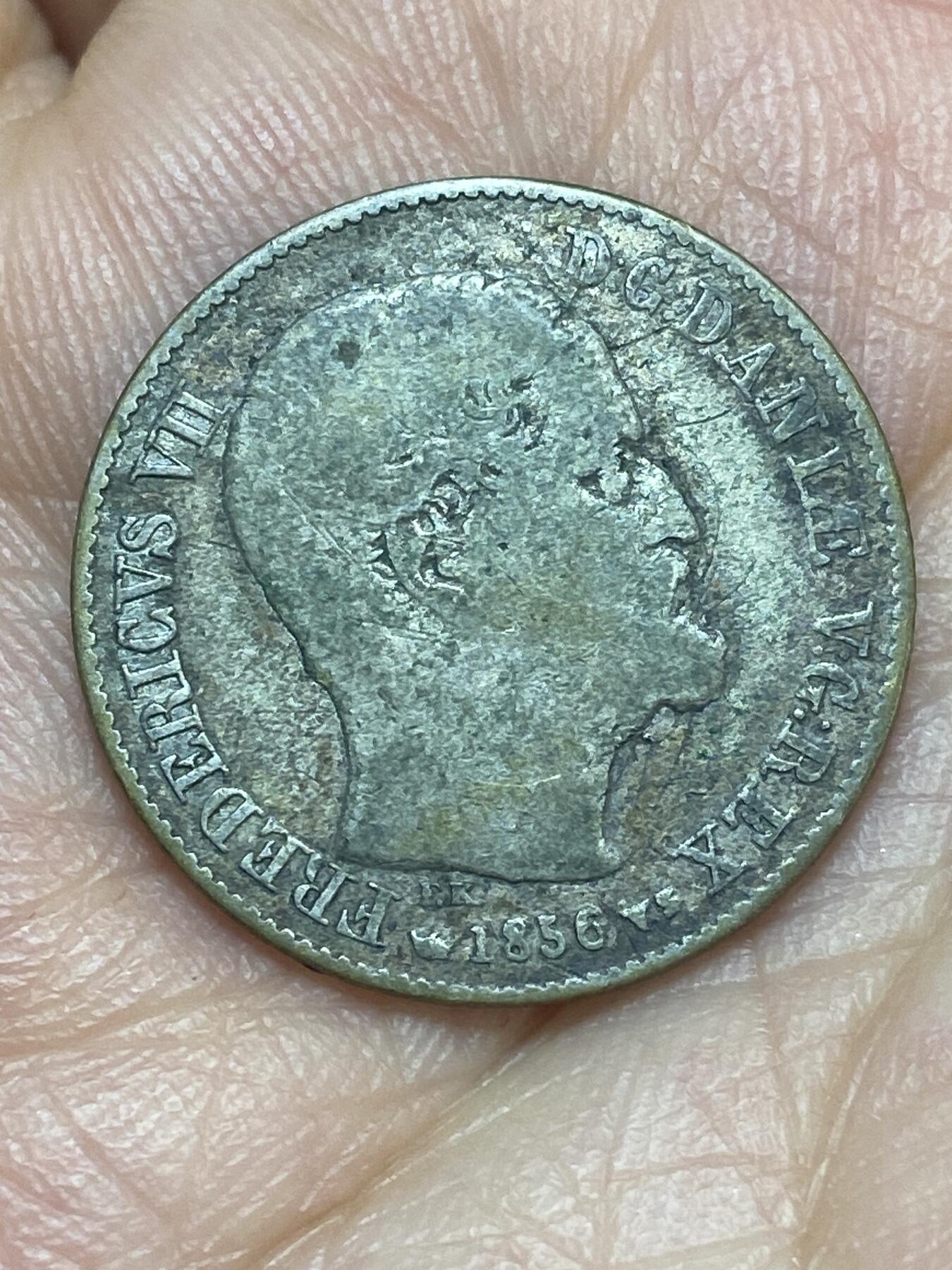 2026年第二十八场(总第一百九十七场）新春初七特拍场(佣金3%最低1元) 少见–丹麦🇩🇰1856年16斯基林银币(弗雷德里克七世时期，首发年仅发行3年，齿边版本，500银)