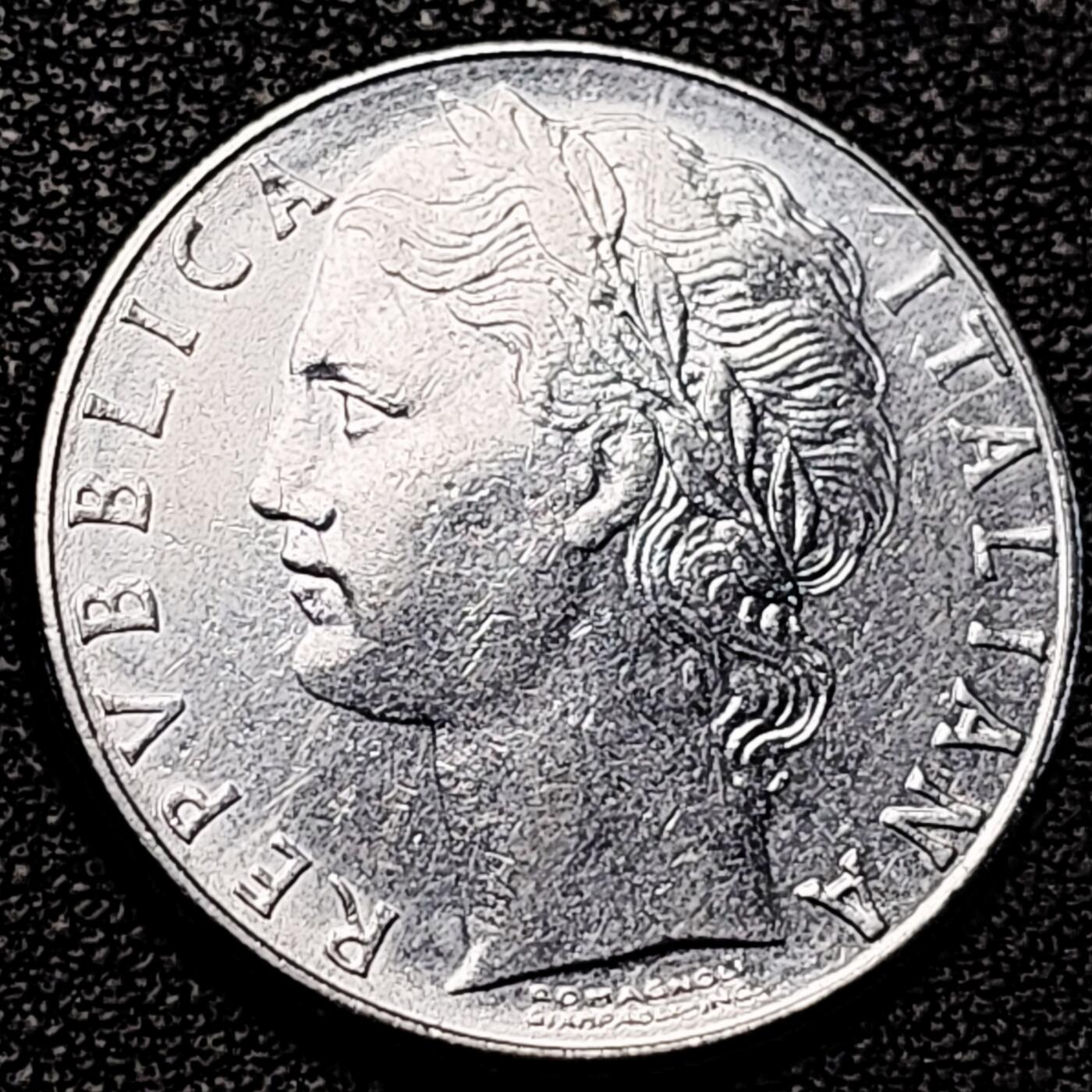 泉币菌-第190场-本场拍品多 请提前出价 （年后发货） 意大利早期100里拉 月亮和记忆女神密涅瓦 不锈钢币 27.8mm