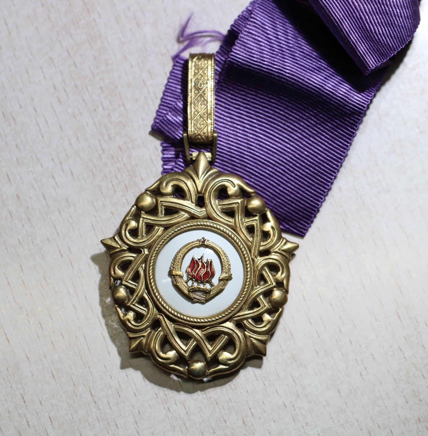 大猫徽章拍卖 第288期 三级南斯拉夫之星勋章