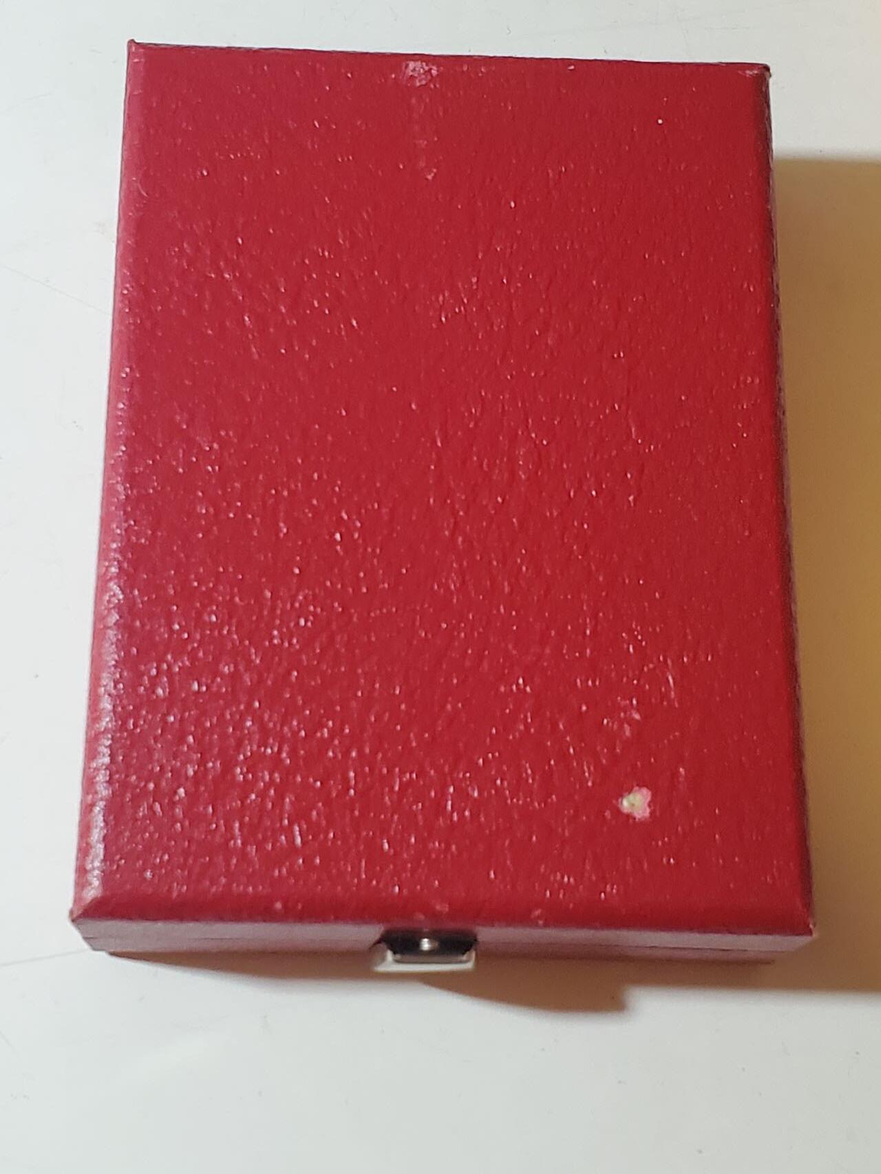 韵星假日军品类拍卖第41期 -- Rimey Holidays Militaria Auction 41 联邦德国（西德）萨克森消防功勋十字勋章带原盒一套 少见西德消防类章 品相很好 章盒均无损