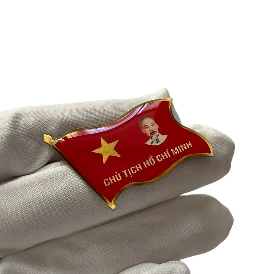 熹将军2026新春小拍2 总57期 越南胡志明像章