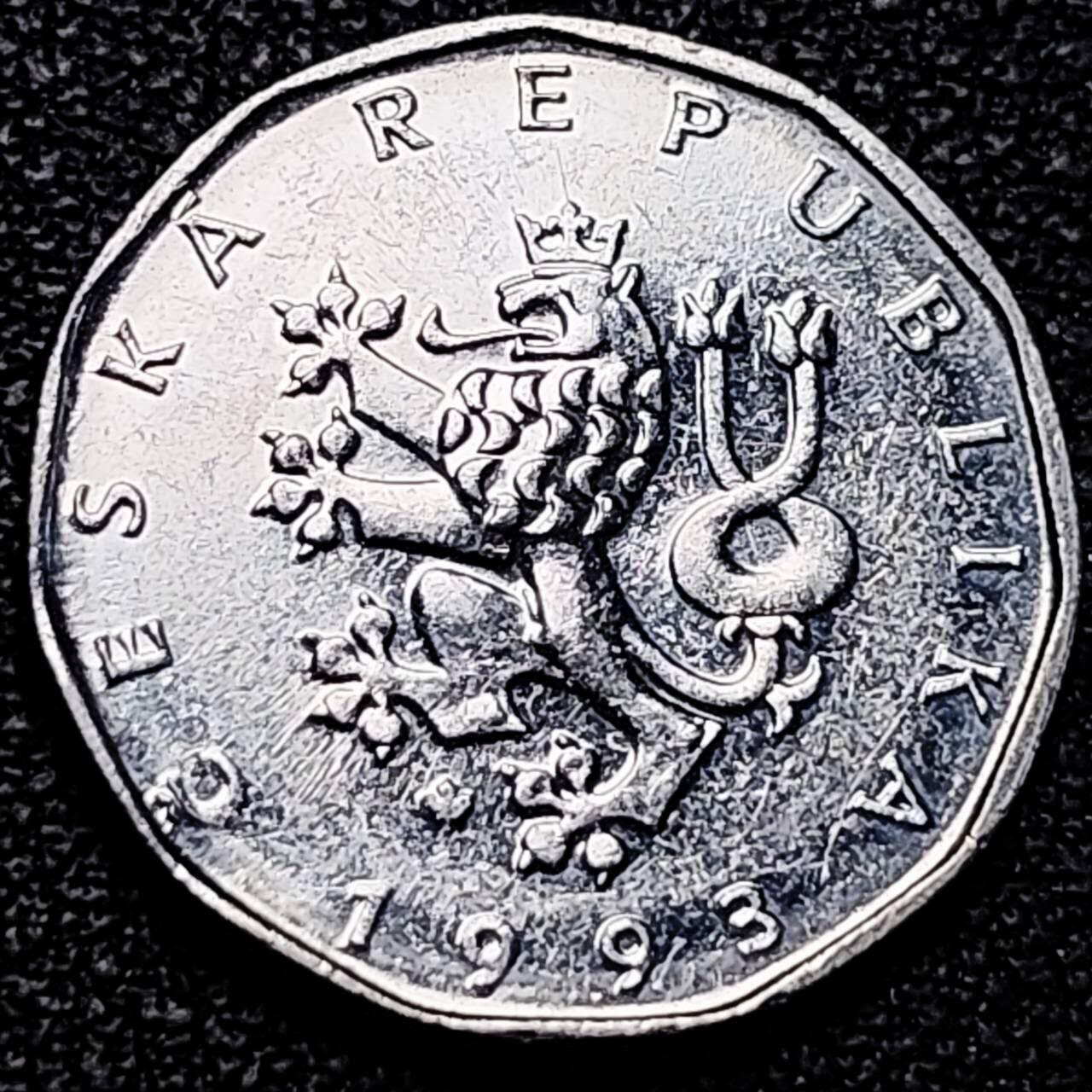 泉币菌-第190场-本场拍品多 请提前出价 （年后发货） 捷克 1993年 2克朗镍钢币，21.5mm