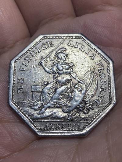 2026年第二十八场(总第一百九十七场）新春初七特拍场(佣金3%最低1元) - 法国1780年奥尔良市政八角银章。(路易十六时期，早期无边铭，Seurrat de Guilleville任职纪念，直径32.2mm、14.15克，950高银)