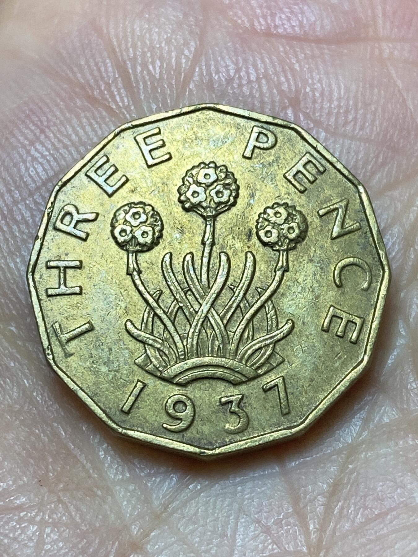 2026年第二十七场(总第一百九十六场）外国好品散币场(免佣金) 英国🇬🇧1937年3便士(乔治六世加冕年，第一版首发年)