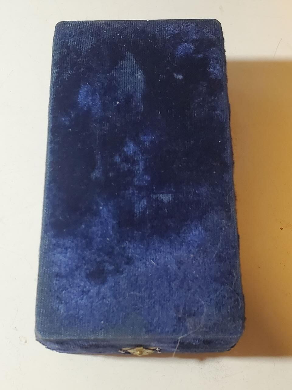 韵星假日军品类拍卖第41期 -- Rimey Holidays Militaria Auction 41 泰王国拉玛九世时期指挥官级王冠勋章 银镀金 带原盒 早期厚重版本 珐琅无损 造币局版本 银价800+