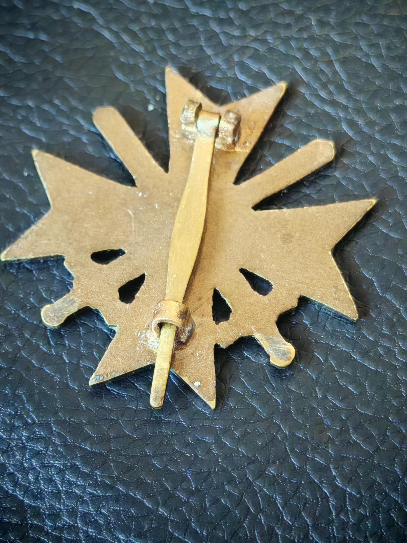 时顺第二十九拍(新年大拍) 二战时期铜质一级战功勋章，kvk1，针钩替换，品相较弱