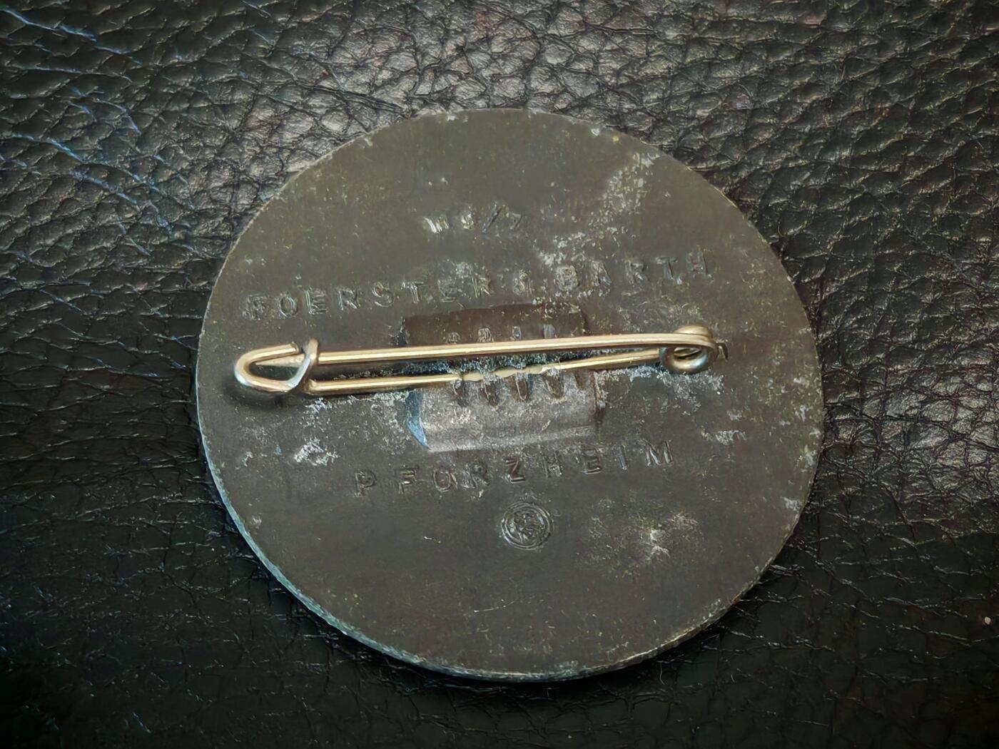 时顺第二十九拍(新年大拍) 1938纽伦堡NSDAP大会证章，与鲜花战争同正面，纪念同年吞并苏台德地区