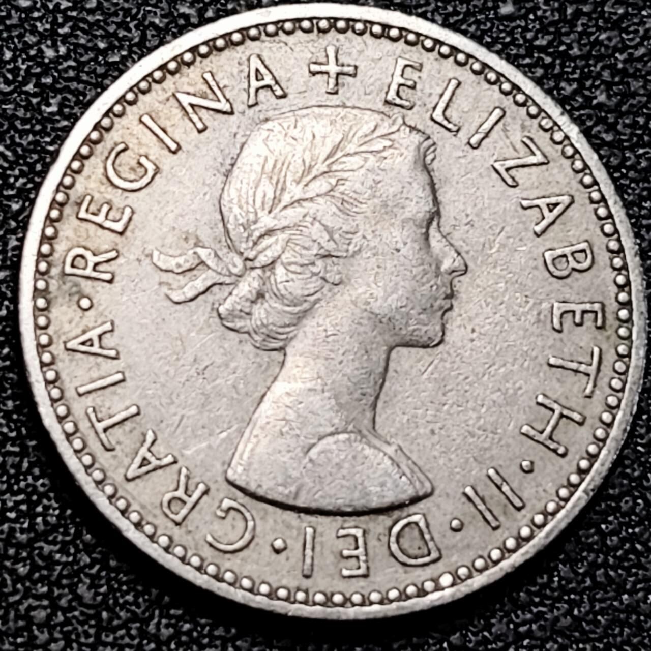 泉币菌-第190场-本场拍品多 请提前出价 （年后发货） 英国1先令 站狮苏格兰1956年