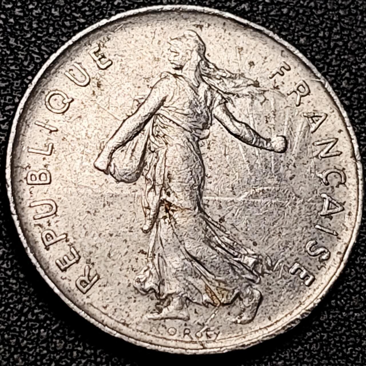 泉币菌-第193场- 新年快乐 新年第一场 本场拍品多 请提前出价 。