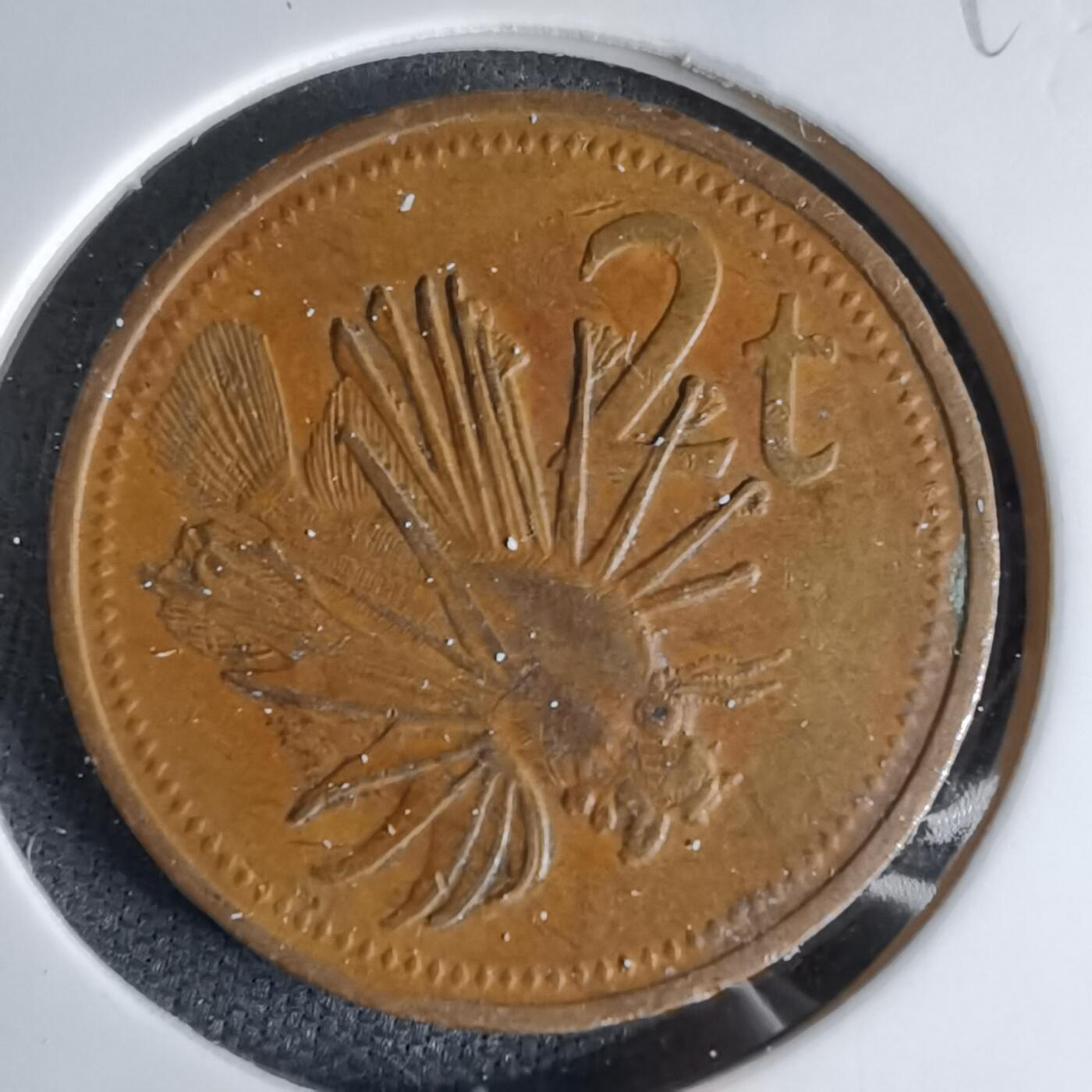 沼泽如烟--第998场 巴布亚新几内亚1981年2托伊