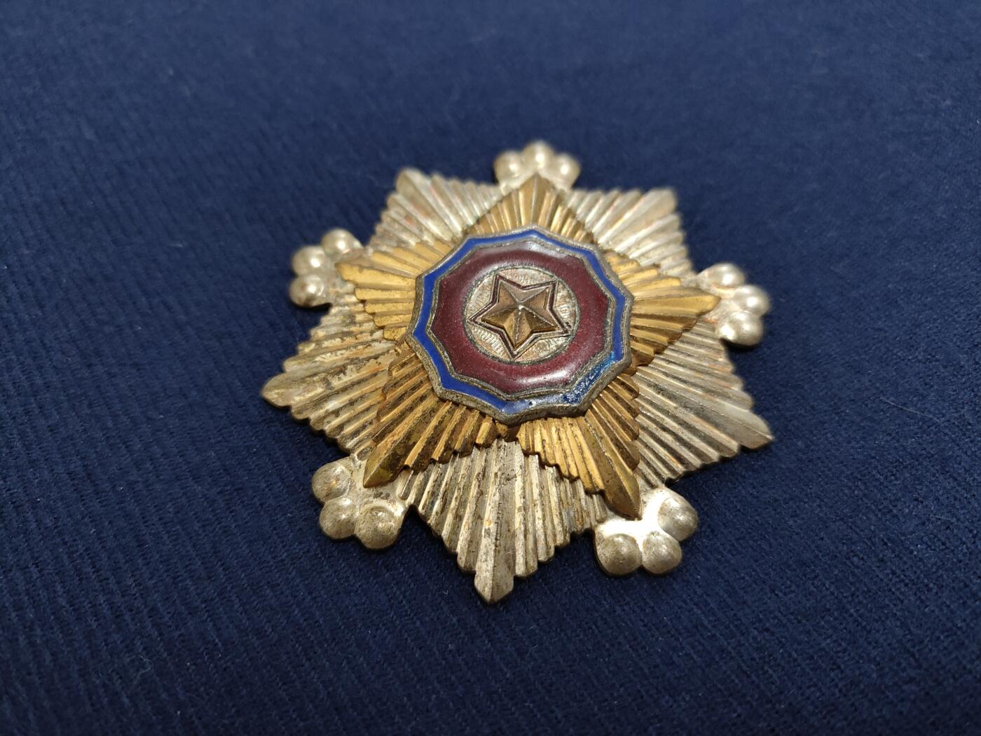 时顺第二十九拍(新年大拍) 朝鲜二级国旗勋章