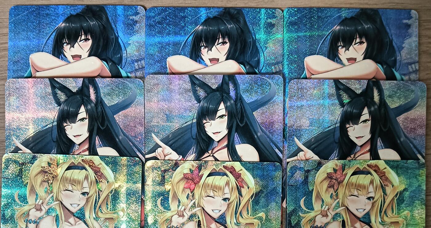 花开卡拍第61期（3月7号周六截拍，品控勿拍!!!拍品不寄存，运费5元（新疆需补运费差价或顺丰到付），自制卡难免瑕疵，可能存在轻微撞角爆边等出厂瑕疵，品控介意勿拍！） 补丁卡牌 泳装女孩小套纱布闪三宫