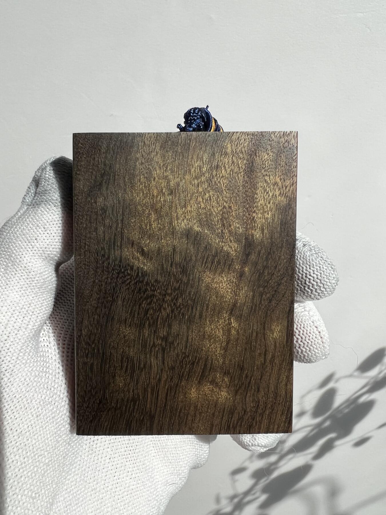 零元拍：A39 金丝楠牌子，3D立体波纹香喷喷的小金砖，金光闪闪，79/58.5/18.5MM