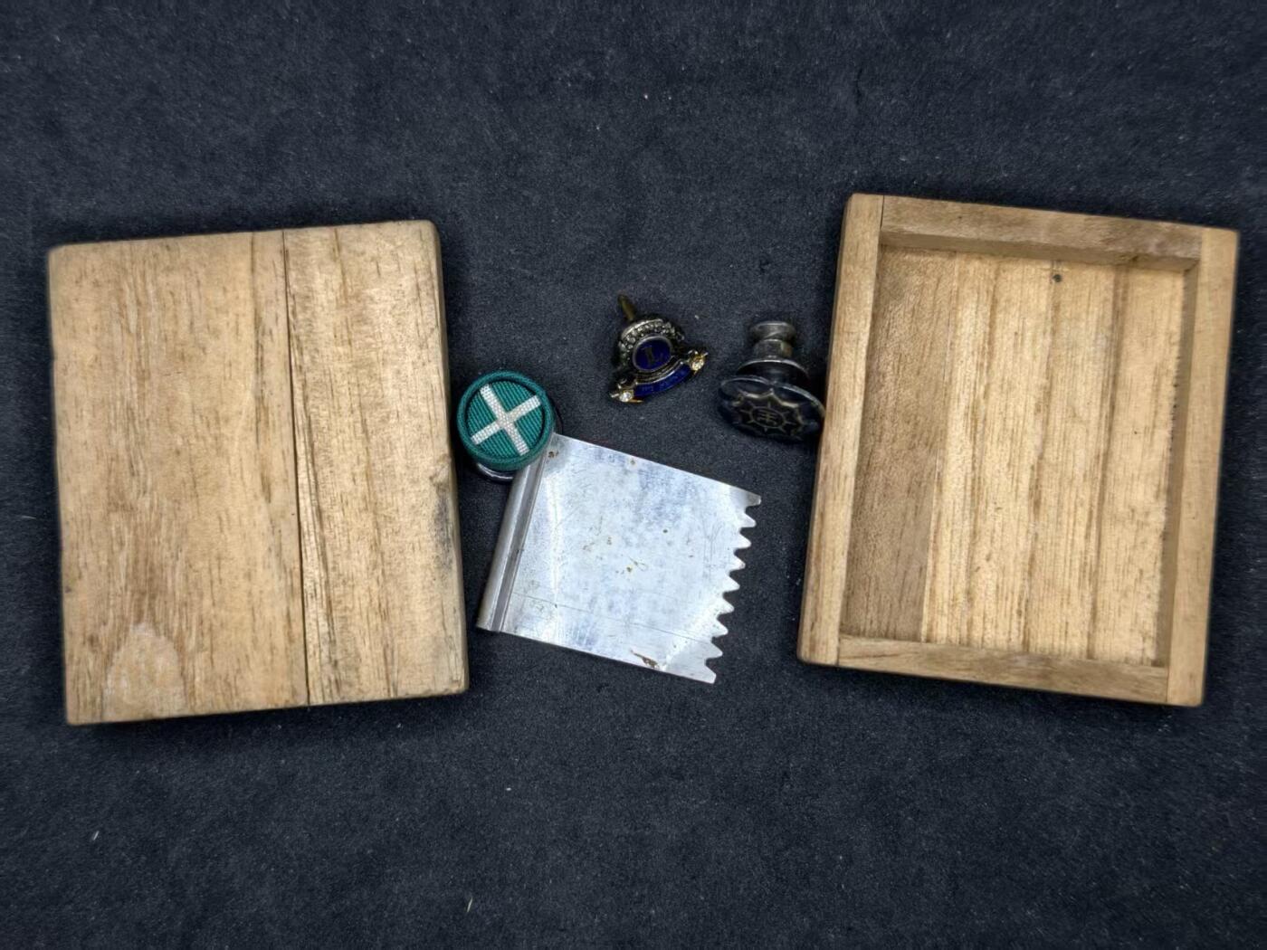 凯旋世界勋赏（持续上新中）（第22期新年大拍）（欢迎送拍）（对拍品有疑问请询问客服，不接受到手刀，出价默认拍品品相。请认真阅读拍卖规则！出价默认已认可！）（收到货请录制开箱视频，无视频概不处理问题。）