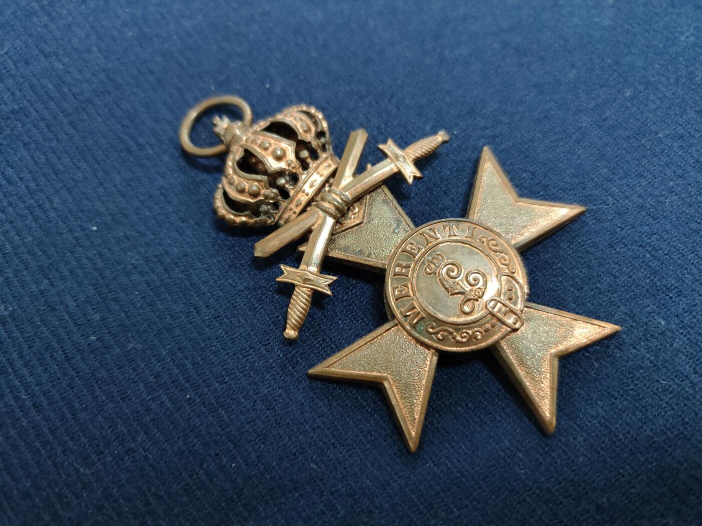 时顺第二十九拍(新年大拍) 一战时期mvk3奖章，带双剑与王冠配饰，发行量很少，铜制