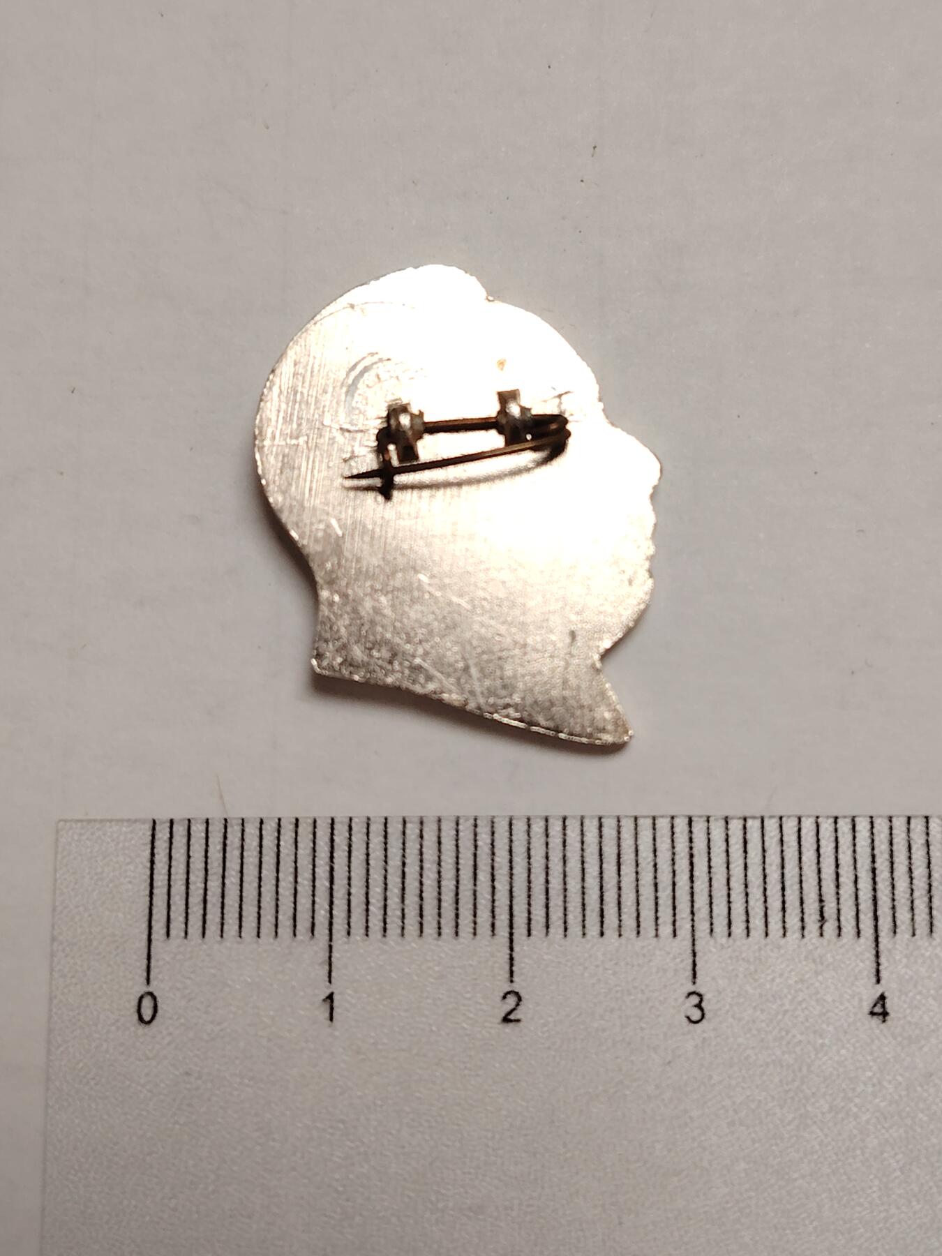 布加迪🐬～世界钱币(上海)🌾第 275 期 /  像章专场 头像章