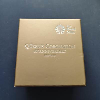 【全场包邮】纯粹捡漏拍505场 - 英国2013年5镑女王加冕60周年精制克朗型纪念银币-盒证全