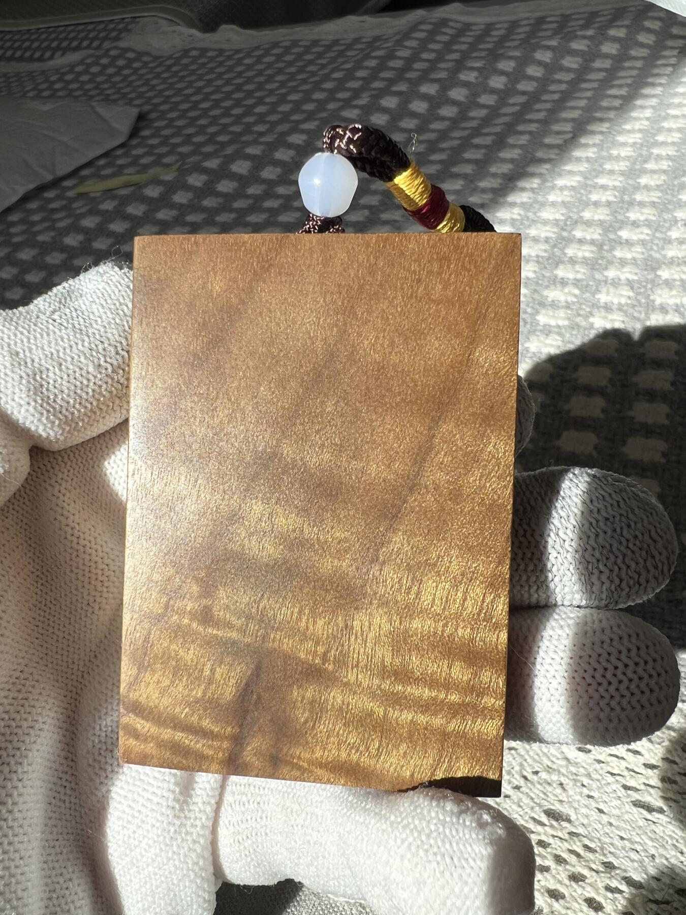 零元拍：A25 金丝楠牌子，3D立体波纹香喷喷的小金砖，金光闪闪，69/48.7/13MM