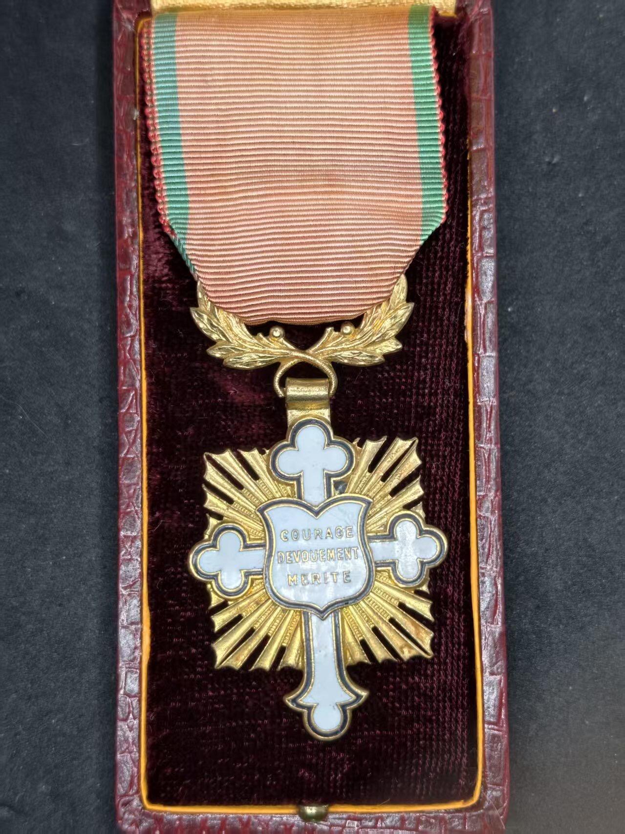 凯旋世界勋赏（持续上新中）（第22期新年大拍）（欢迎送拍）（对拍品有疑问请询问客服，不接受到手刀，出价默认拍品品相。请认真阅读拍卖规则！出价默认已认可！）（收到货请录制开箱视频，无视频概不处理问题。）