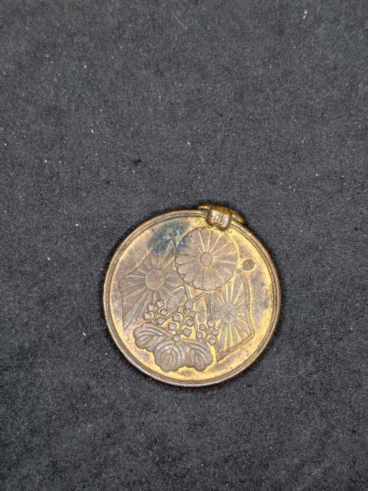 凯旋世界勋赏（持续上新中）（第22期新年大拍）（欢迎送拍）（对拍品有疑问请询问客服，不接受到手刀，出价默认拍品品相。请认真阅读拍卖规则！出价默认已认可！）（收到货请录制开箱视频，无视频概不处理问题。）