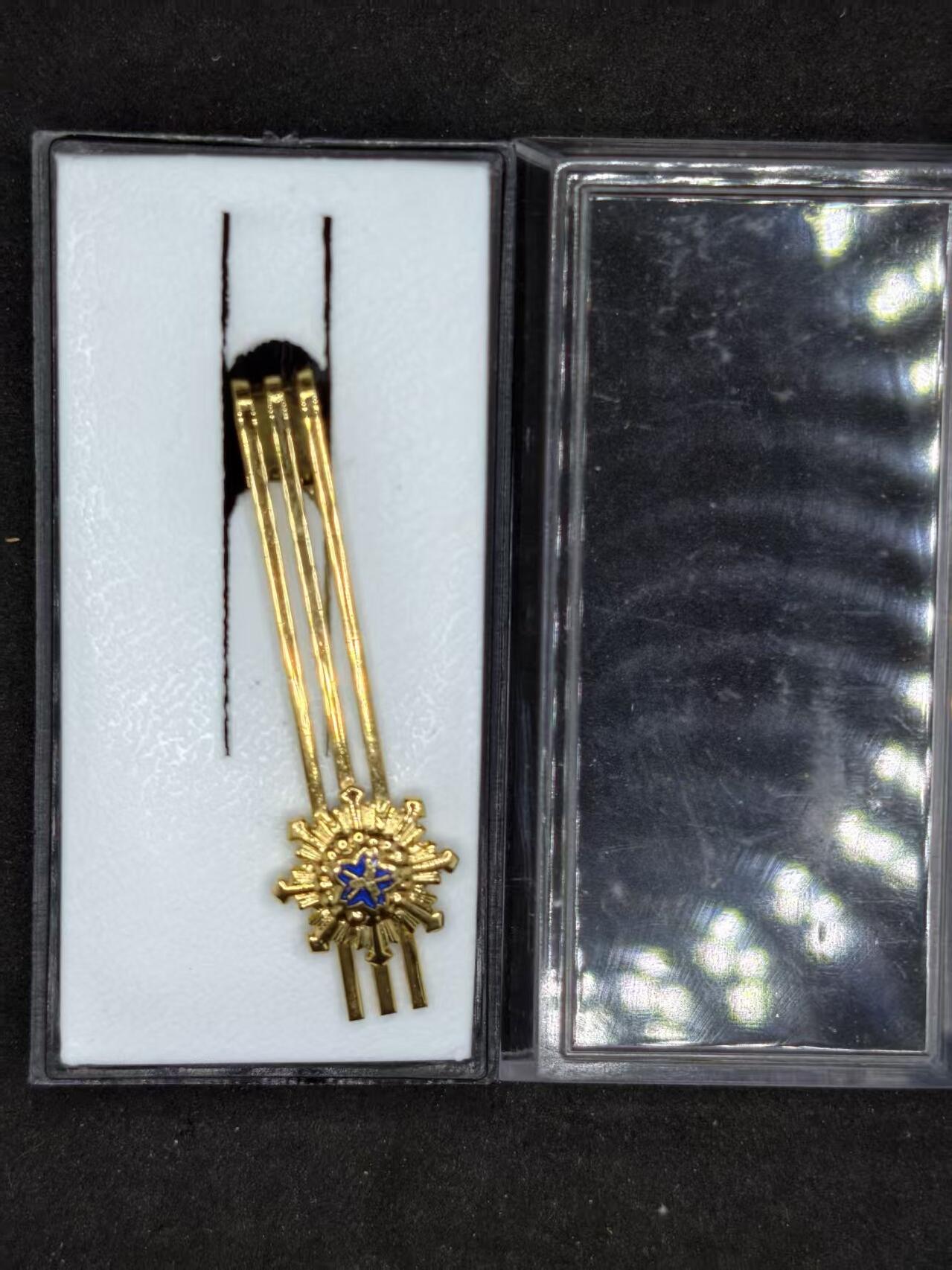 凯旋世界勋赏（持续上新中）（第22期新年大拍）（欢迎送拍）（对拍品有疑问请询问客服，不接受到手刀，出价默认拍品品相。请认真阅读拍卖规则！出价默认已认可！）（收到货请录制开箱视频，无视频概不处理问题。）