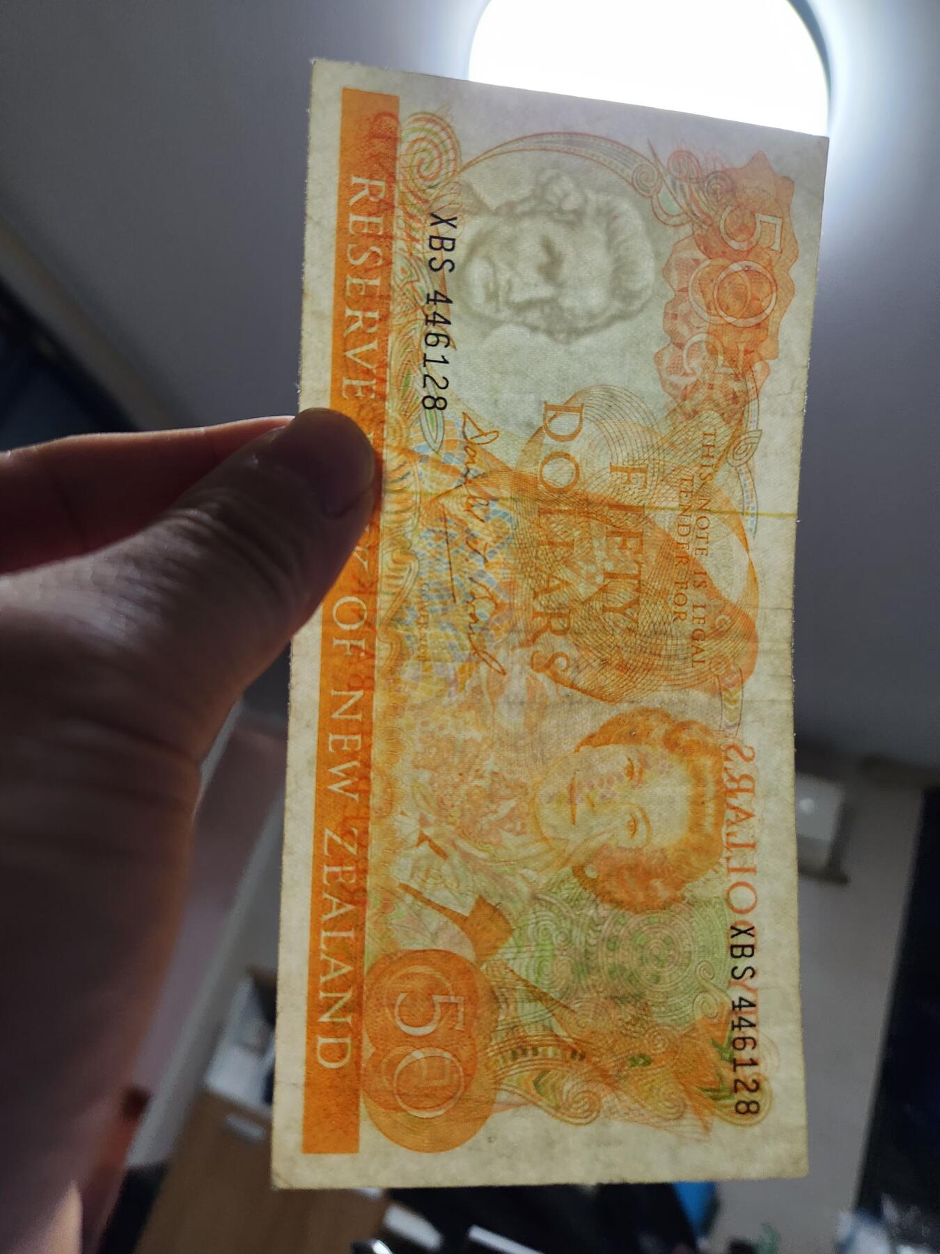 2月18号晚上8点 外国纸币自动截拍第27场 新西兰50原票美品