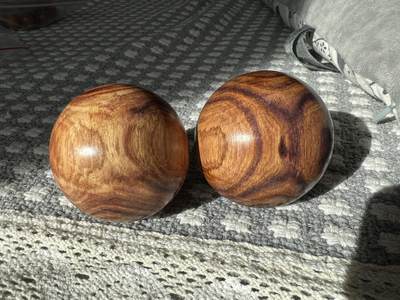 零元拍：  超美对眼海南黄花梨超大手球一对，尺寸：54-55MM - 零元拍：  超美对眼海南黄花梨超大手球一对，尺寸：54-55MM