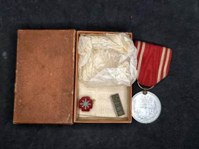 凯旋世界勋赏（持续上新中）（第22期新年大拍）（欢迎送拍）（对拍品有疑问请询问客服，不接受到手刀，出价默认拍品品相。请认真阅读拍卖规则！出价默认已认可！）（收到货请录制开箱视频，无视频概不处理问题。） - 赤十字带盒带略