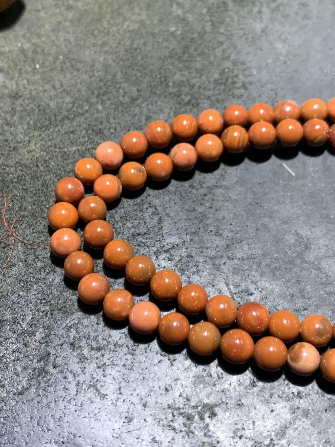 柿子红南红玛瑙多圈手串一条，