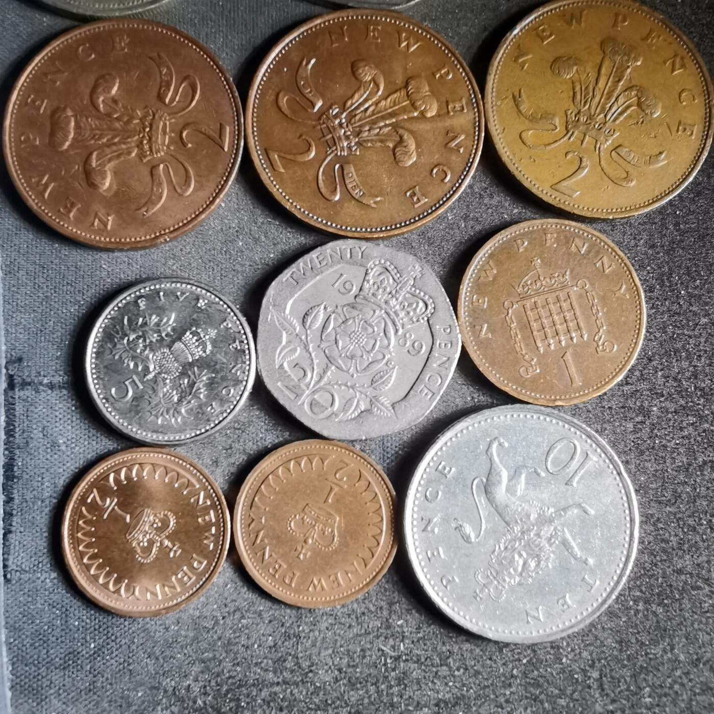 沼泽如烟--第996场 英国12枚