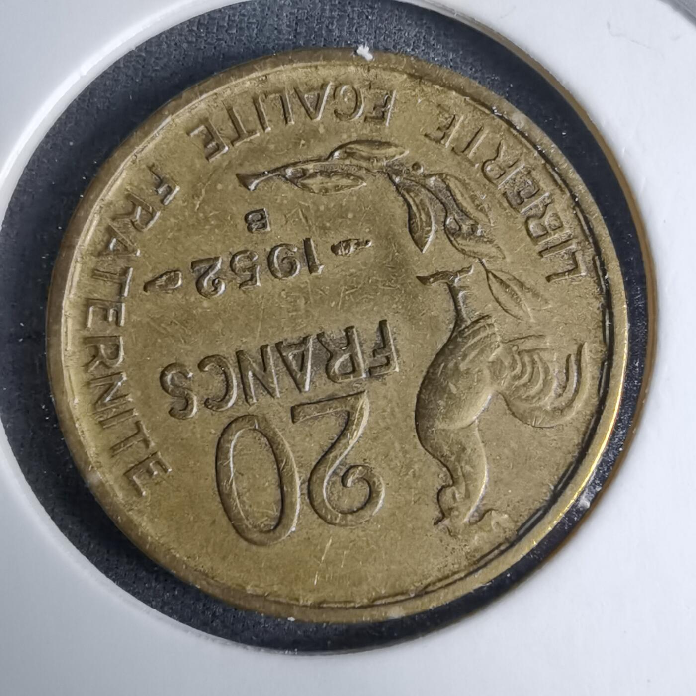 沼泽如烟--第997场 法国1952年20法郎B