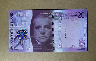 【礼羽收藏】🌏世界钱币拍卖125期 - 苏格兰20镑 2007年 首发AA冠 数三倒置豹子111 全新unc